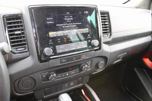 2024 Nissan Frontier PRO-X