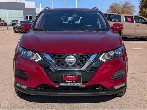 2022 Nissan Rogue Sport SV