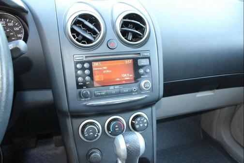 2011 Nissan Rogue SV