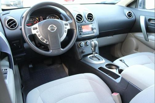 2011 Nissan Rogue SV