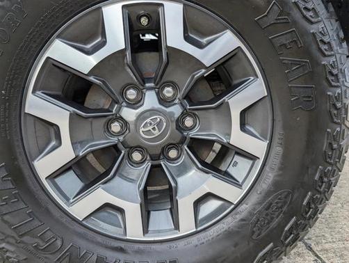 2020 Toyota Tacoma TRD Off Road