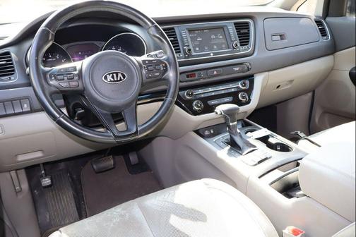 Clear White 2018 Kia Sedona LX