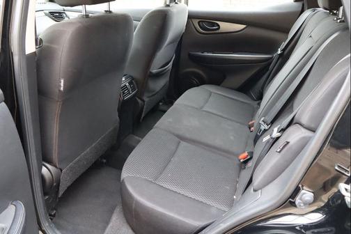Magnetic Black Pearl 2021 Nissan Rogue Sport S