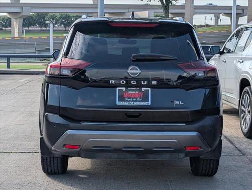 2022 Nissan Rogue SL