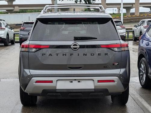 2023 Nissan Pathfinder SL FWD