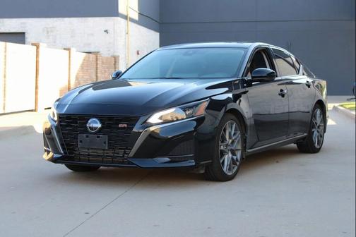 2023 Nissan Altima SR VC-Turbo FWD