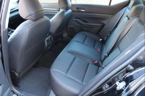 2023 Nissan Altima SR VC-Turbo FWD