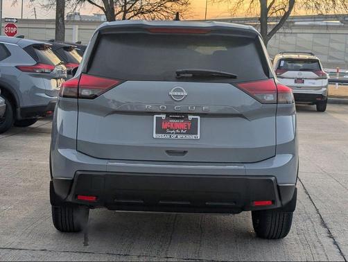 Boulder Gray Pearl 2026 Nissan Rogue SV