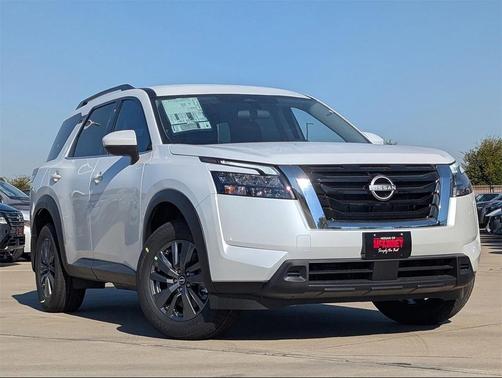 2025 Nissan Pathfinder SV FWD