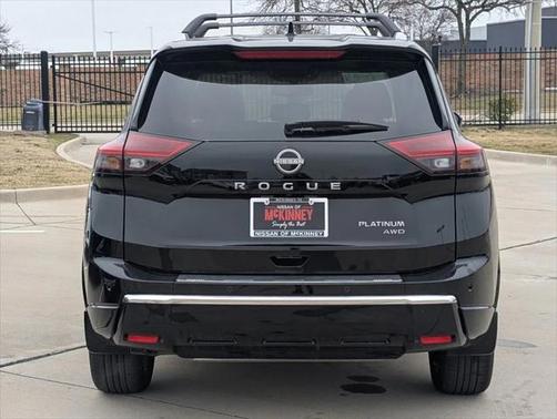 2025 Nissan Rogue Platinum