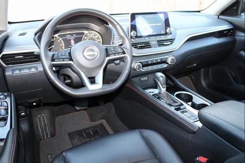 2025 Nissan Altima SR AWD