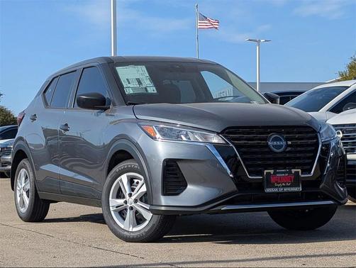 2025 Nissan Kicks S