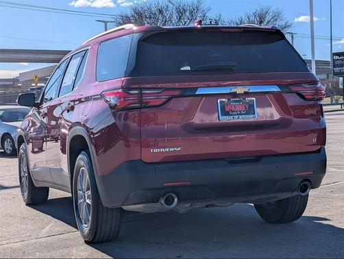2023 Chevrolet Traverse LT Cloth
