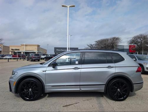 2021 Volkswagen Tiguan 2.0T SE R-Line Black