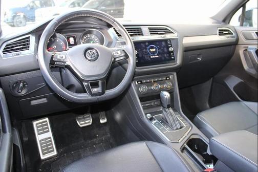 2021 Volkswagen Tiguan 2.0T SE R-Line Black