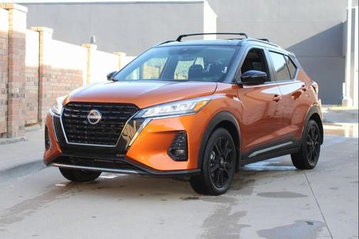 2024 Nissan Kicks SR