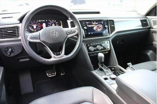 2022 Volkswagen Atlas 3.6L SEL Premium