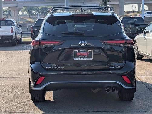 2024 Toyota Highlander XSE