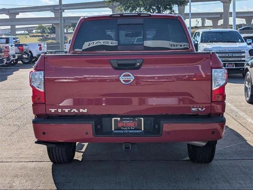 2021 Nissan Titan SV