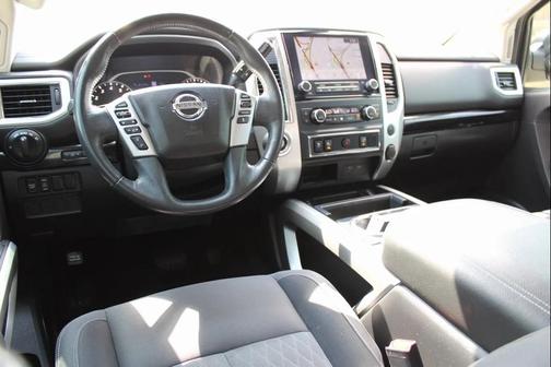 2021 Nissan Titan SV