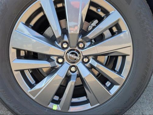 2025 Nissan Pathfinder SV FWD