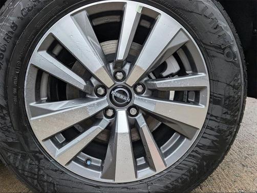 2025 Nissan Pathfinder SL 4WD