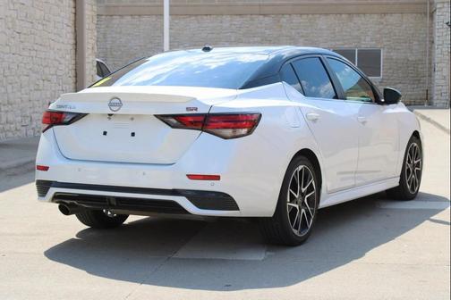 2024 Nissan Sentra SR