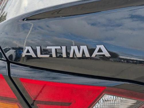 2025 Nissan Altima S FWD