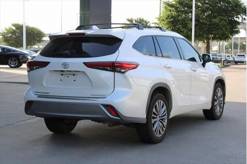 2020 Toyota Highlander Platinum