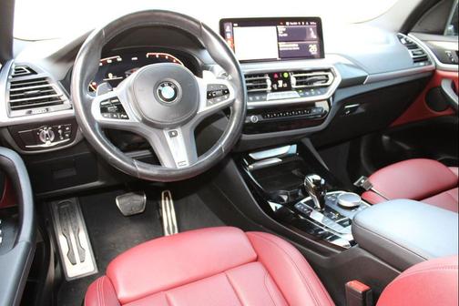 Mineral White Metallic 2023 BMW X3 sDrive30i