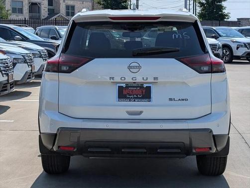 2025 Nissan Rogue SL