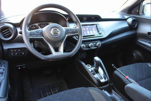 2020 Nissan Kicks S