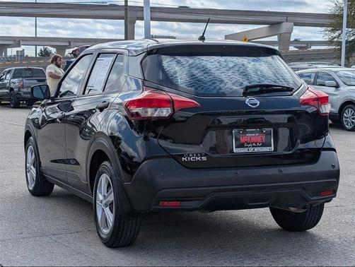 2020 Nissan Kicks S