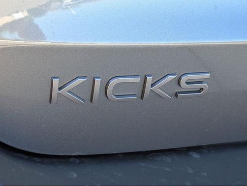 Gun Metallic 2026 Nissan Kicks S