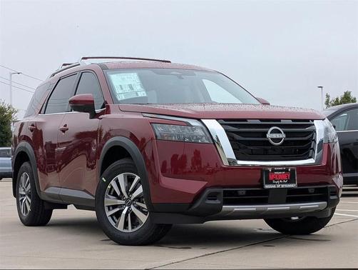 2025 Nissan Pathfinder SL 4WD