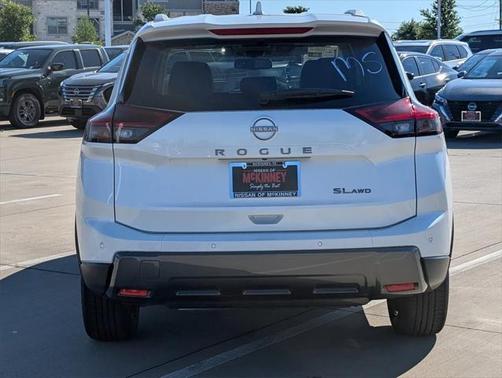 2025 Nissan Rogue SL