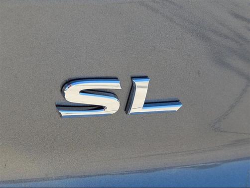 2025 Nissan Pathfinder SL FWD