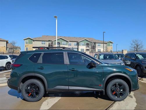 2026 Nissan Rogue Rock Creek