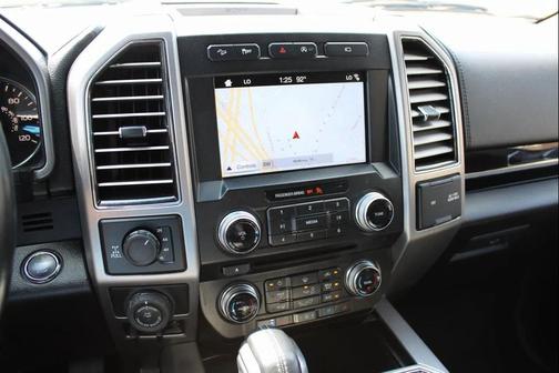 2017 Ford F-150 Platinum