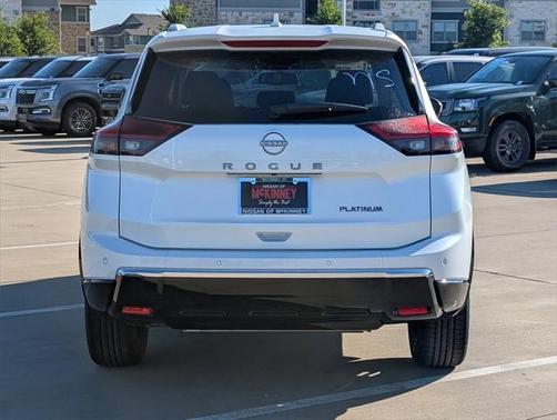 2025 Nissan Rogue Platinum