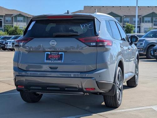 2025 Nissan Rogue SL