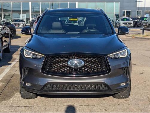 2022 INFINITI QX50 LUXE