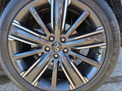 2022 INFINITI QX50 LUXE