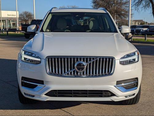 Crystal White Metallic 2025 Volvo XC90 B6 Ultra