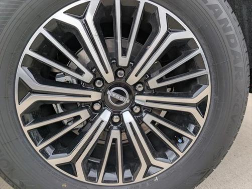 2025 Nissan Armada Platinum 2WD