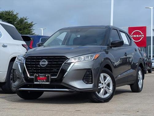 2025 Nissan Kicks S