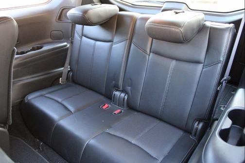 2017 Nissan Pathfinder Platinum
