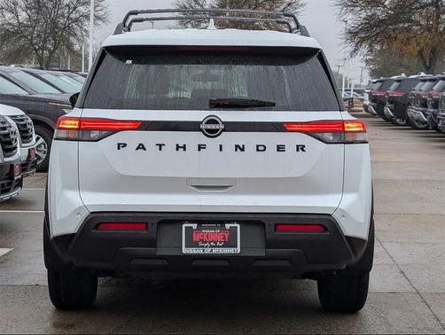 2025 Nissan Pathfinder SV FWD