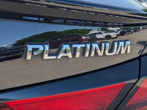 Super Black 2020 Nissan Altima Platinum FWD