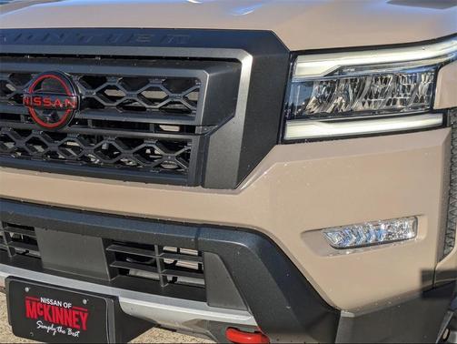 2023 Nissan Frontier PRO-X
